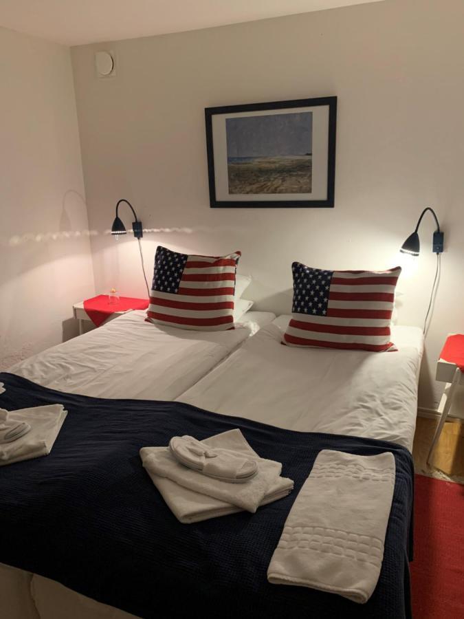 Hotell Kaprifol Хунебостранд Екстериор снимка