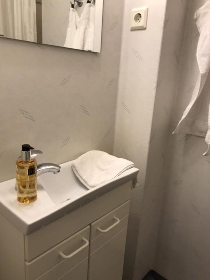 Hotell Kaprifol Хунебостранд Екстериор снимка